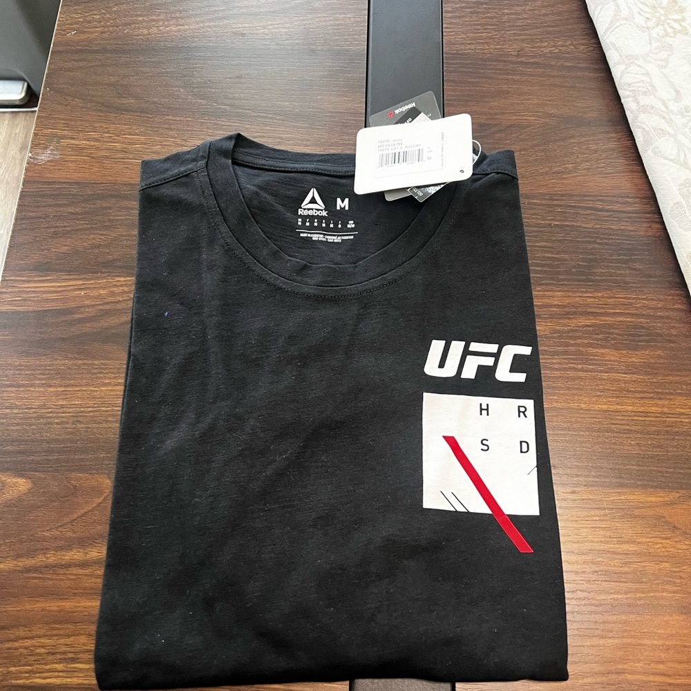 UFC LS Tee Black long sleeves size M